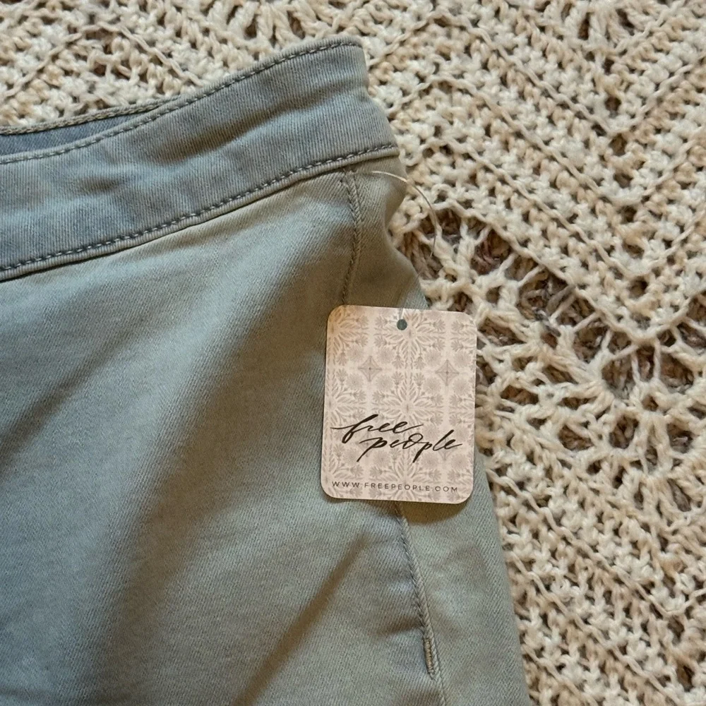 NWT Free People We The Free Wide Leg Flare Boho Festival Jeans Light Wash